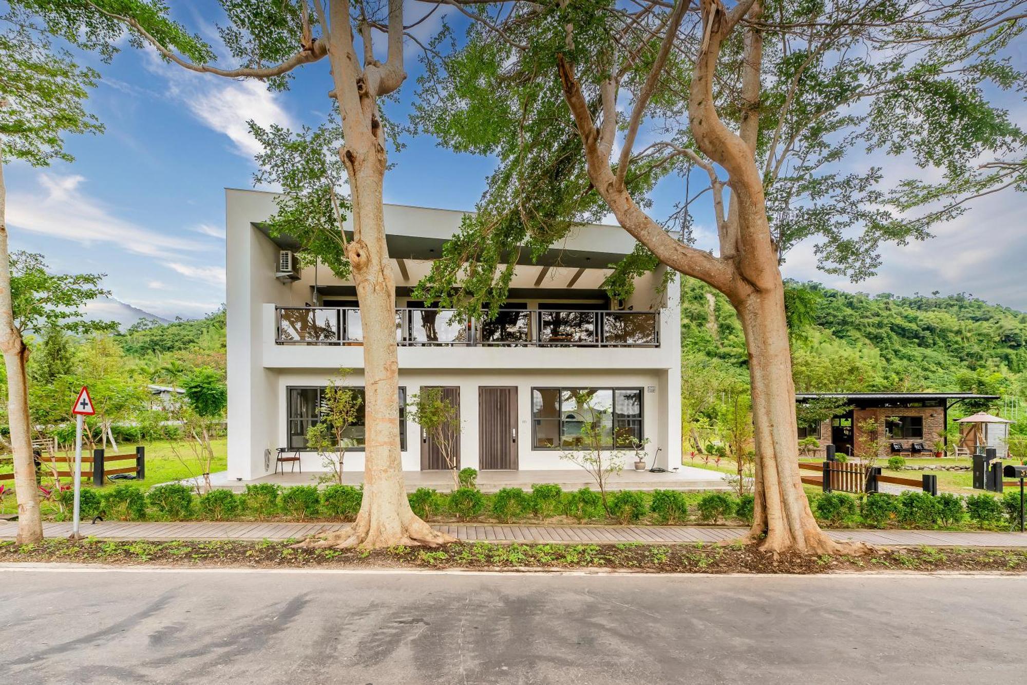 Dream Field Apartment หลูยี่ ภายนอก รูปภาพ